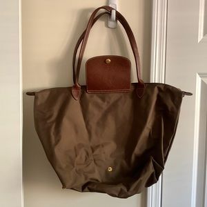 Large olive green longchamp bag
